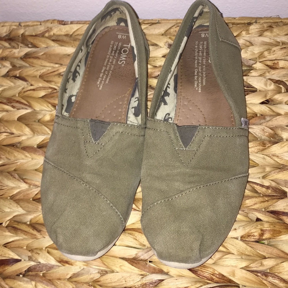 Olive Green Canvas Toms Slip On Shoes Women's 8